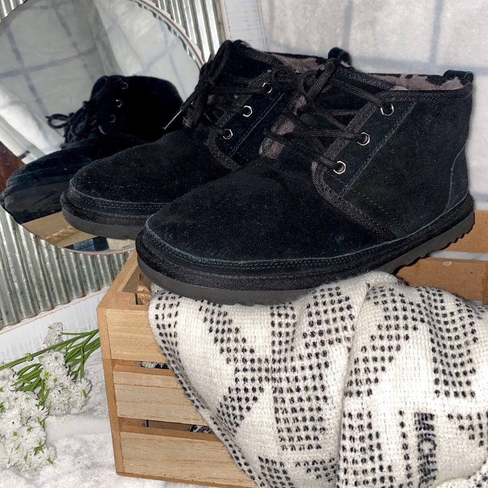 UGG Neumel boots black